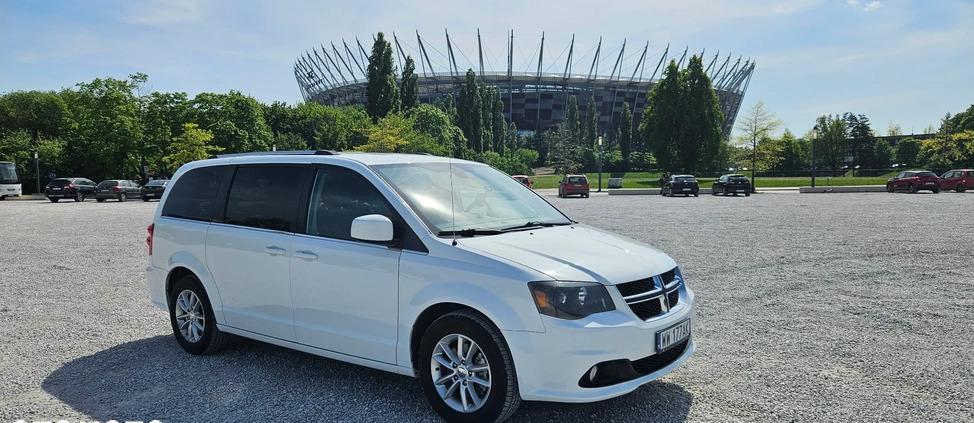 Dodge Grand Caravan cena 71999 przebieg: 165550, rok produkcji 2019 z Warszawa małe 704